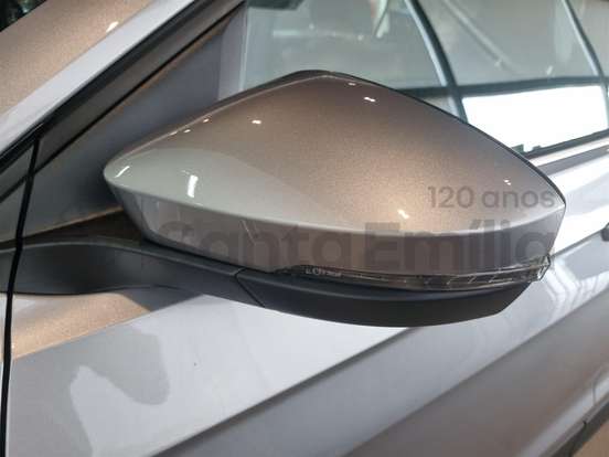 VOLKSWAGEN-T-CROSS-2026