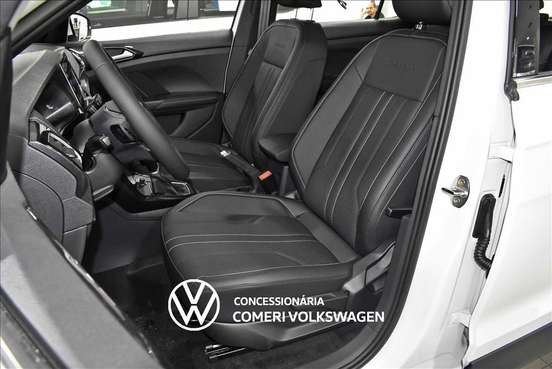 VOLKSWAGEN-T-CROSS-2026