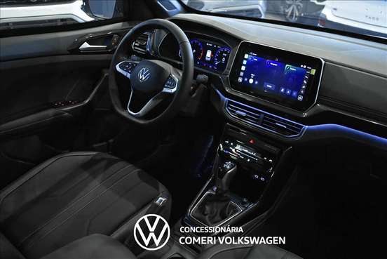 VOLKSWAGEN-T-CROSS-2026