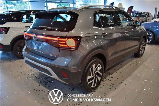 VOLKSWAGEN-T-CROSS-2026