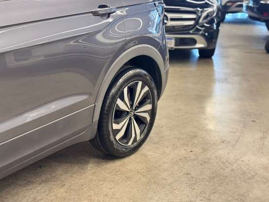 VOLKSWAGEN-T-CROSS-1.4 250 TSI TOTAL FLEX HIGHLINE AUTOMÁTICO VOLKSWAGEN-T-CROSS-2022
