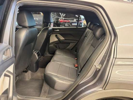 VOLKSWAGEN-T-CROSS-2022