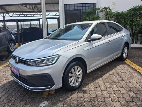 VOLKSWAGEN VIRTUS 1.0 170 TSI MANUAL