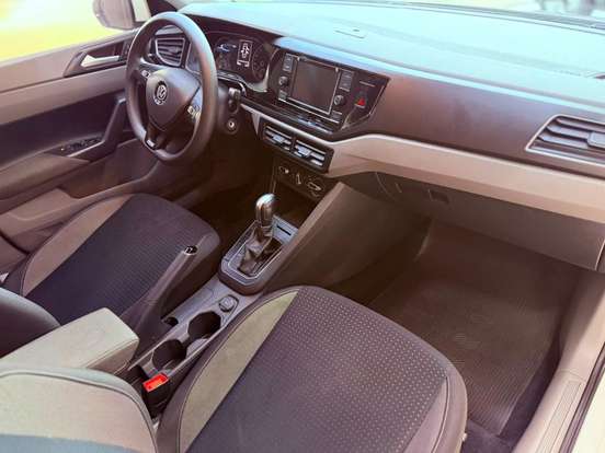 VOLKSWAGEN-VIRTUS-2018