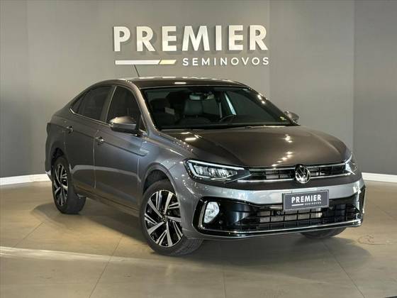 VOLKSWAGEN VIRTUS 1.0 200 TSI HIGHLINE AUTOMÁTICO