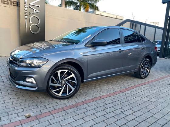 VOLKSWAGEN VIRTUS 1.0 200 TSI HIGHLINE AUTOMÁTICO