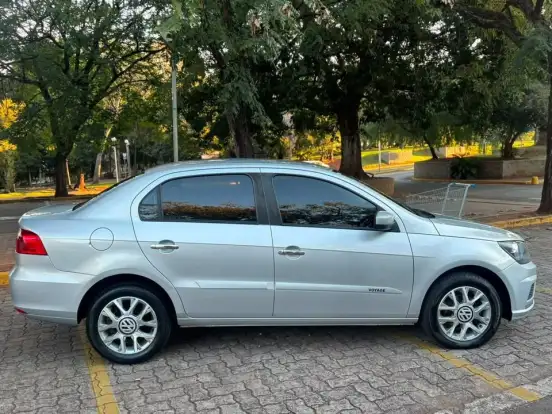 VOLKSWAGEN-VOYAGE-2018