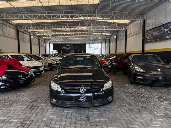 VOLKSWAGEN-VOYAGE-2010