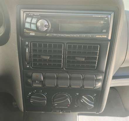 VOLKSWAGEN-GOL-1.0 MI SPECIAL 8V GASOLINA 2P MANUAL VOLKSWAGEN-GOL-2000