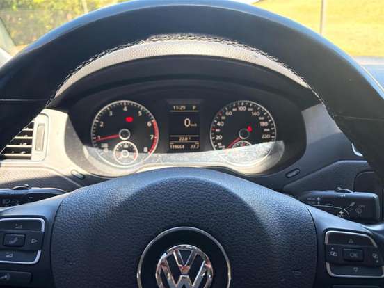 VOLKSWAGEN-JETTA-2.0 TSI HIGHLINE 200CV GASOLINA 4P TIPTRONIC VOLKSWAGEN-JETTA-2011