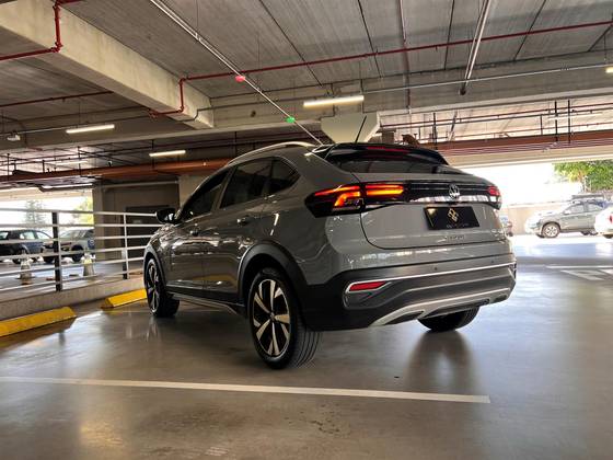 VOLKSWAGEN NIVUS 1.0 200 TSI TOTAL FLEX HIGHLINE AUTOMÁTICO