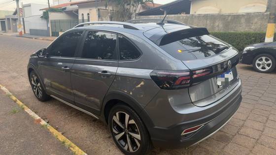 VOLKSWAGEN NIVUS 1.0 200 TSI TOTAL FLEX HIGHLINE AUTOMÁTICO
