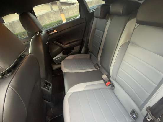 VOLKSWAGEN-NIVUS-1.0 200 TSI TOTAL FLEX HIGHLINE AUTOMÁTICO VOLKSWAGEN-NIVUS-2024
