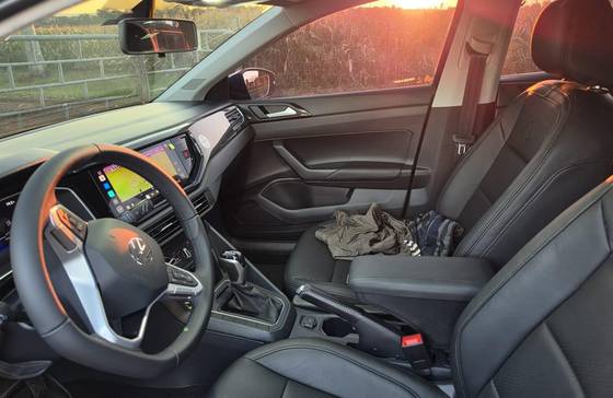 VOLKSWAGEN NIVUS 1.0 200 TSI TOTAL FLEX SENSE AUTOMÁTICO