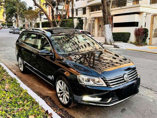 VOLKSWAGEN-PASSAT-2.0 FSI COMFORTLINE VARIANT 16V TURBO GASOLINA 4P TIPTRONIC VOLKSWAGEN-PASSAT-2011