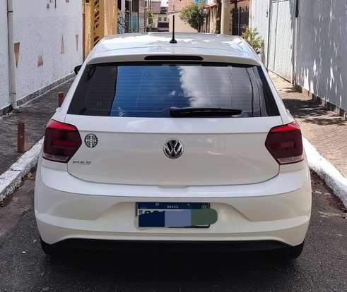 VOLKSWAGEN-POLO-2019