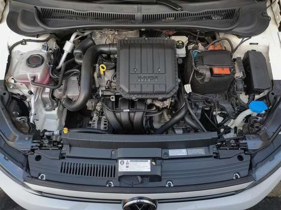 VOLKSWAGEN-POLO-2019