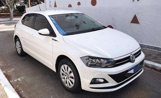 VOLKSWAGEN-POLO-2019