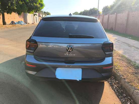 VOLKSWAGEN-POLO-2025