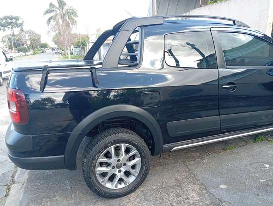VOLKSWAGEN-SAVEIRO-2016