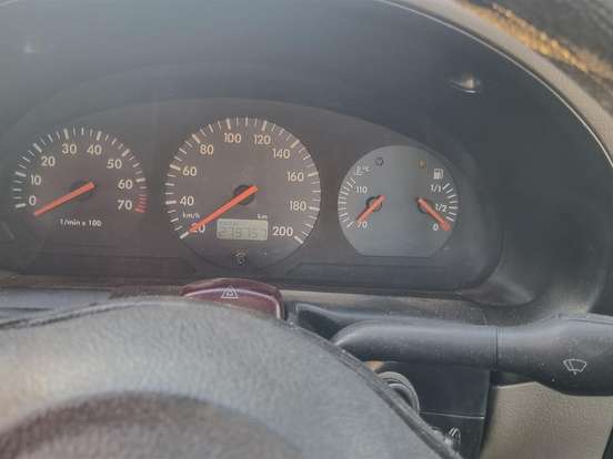 VOLKSWAGEN-SAVEIRO-1.6 MI CL CS 8V GASOLINA 2P MANUAL G.II VOLKSWAGEN-SAVEIRO-1998