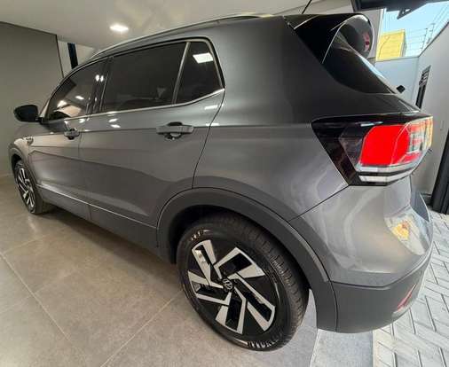 VOLKSWAGEN-T-CROSS-2025