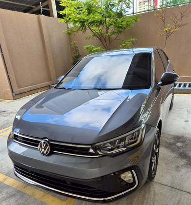 VOLKSWAGEN VIRTUS 1.0 200 TSI HIGHLINE AUTOMÁTICO