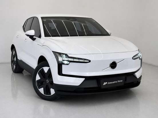 VOLVO-EX30-2024