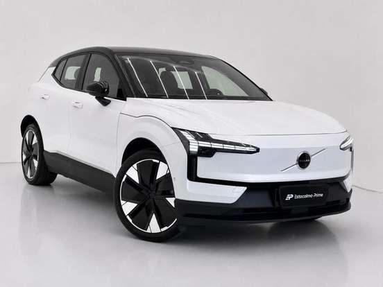 VOLVO-EX30-2024