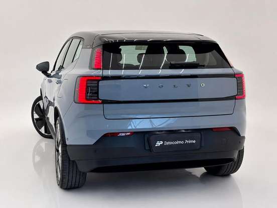 VOLVO-EX30-2024