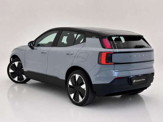 VOLVO-EX30-2024