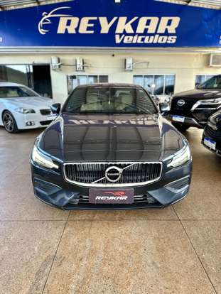 VOLVO-S60-2.0 T4 MOMENTUM GASOLINA 4P AUTOMÁTICO VOLVO-S60-2019