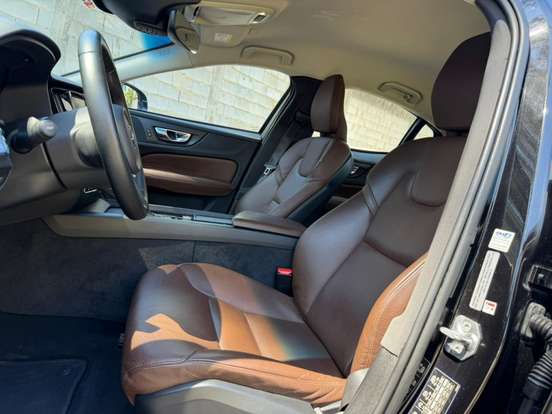 VOLVO-S60-2019