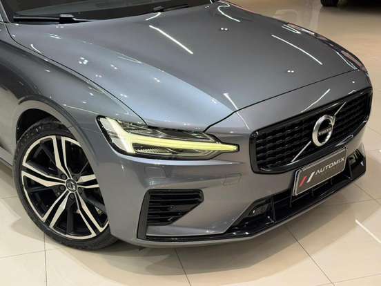 VOLVO-S60-2.0 T8 R-DESIGN HÍBRIDO 4P AUTOMÁTICO VOLVO-S60-2019