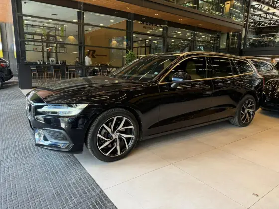 VOLVO V60 2.0 T5 GASOLINA MOMENTUM GEARTRONIC