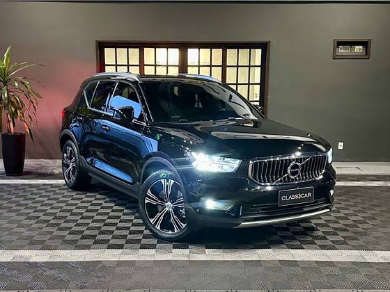 VOLVO XC40 1.5 T5 RECHARGE INSCRIPTION GEARTRONIC