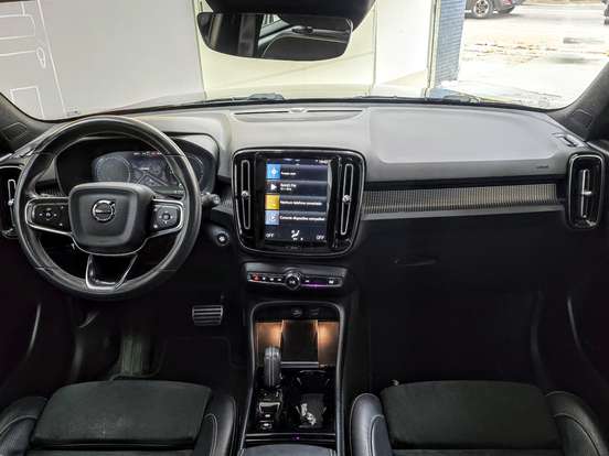 VOLVO-XC40-1.5 T5 RECHARGE R-DESIGN GEARTRONIC VOLVO-XC40-2020