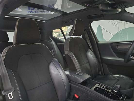 VOLVO-XC40-1.5 T5 RECHARGE R-DESIGN GEARTRONIC VOLVO-XC40-2020