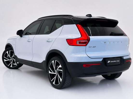 VOLVO-XC40-1.5 T5 RECHARGE R-DESIGN GEARTRONIC VOLVO-XC40-2021