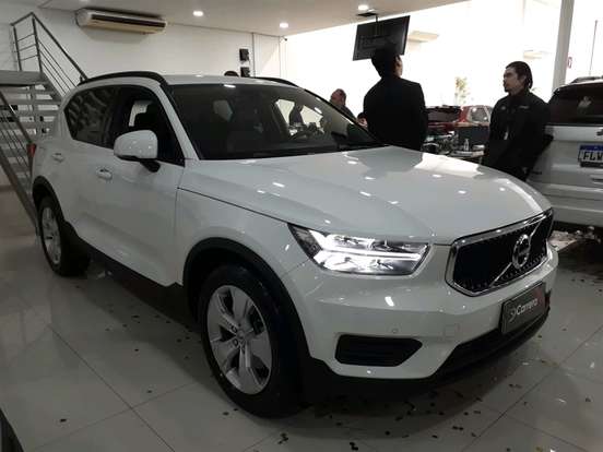 VOLVO-XC40-2.0 T4 GASOLINA GEARTRONIC VOLVO-XC40-2019