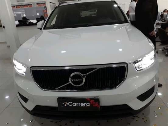 VOLVO-XC40-2.0 T4 GASOLINA GEARTRONIC VOLVO-XC40-2019