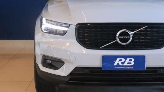 VOLVO-XC40-2.0 T5 GASOLINA R-DESIGN AWD GEARTRONIC VOLVO-XC40-2019
