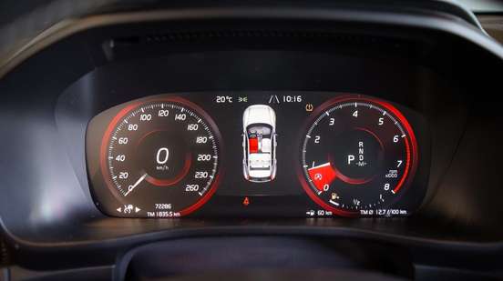 VOLVO-XC40-2.0 T5 GASOLINA R-DESIGN AWD GEARTRONIC VOLVO-XC40-2019