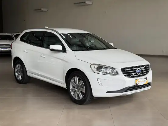 VOLVO-XC60-2016