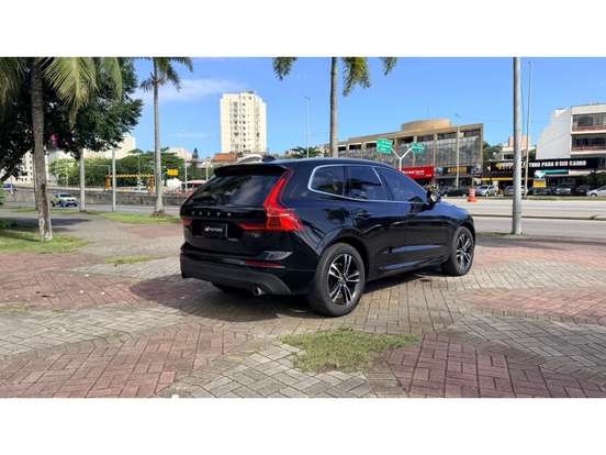 VOLVO-XC60-2.0 T5 GASOLINA MOMENTUM AWD GEARTRONIC VOLVO-XC60-2019