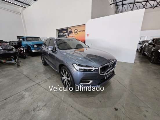 VOLVO-XC60-2.0 T5 GASOLINA R-DESIGN AWD GEARTRONIC VOLVO-XC60-2017