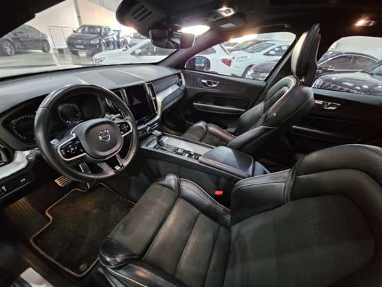 VOLVO-XC60-2.0 T5 GASOLINA R-DESIGN AWD GEARTRONIC VOLVO-XC60-2017