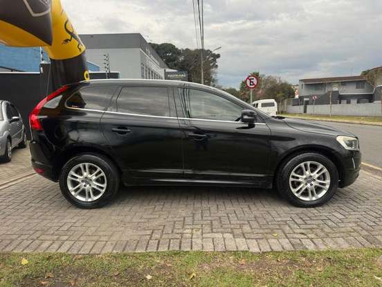 VOLVO-XC60-2.0 T5 MOMENTUM GASOLINA 4P AUTOMÁTICO VOLVO-XC60-2015