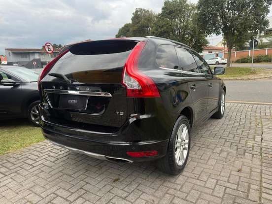 VOLVO-XC60-2.0 T5 MOMENTUM GASOLINA 4P AUTOMÁTICO VOLVO-XC60-2015