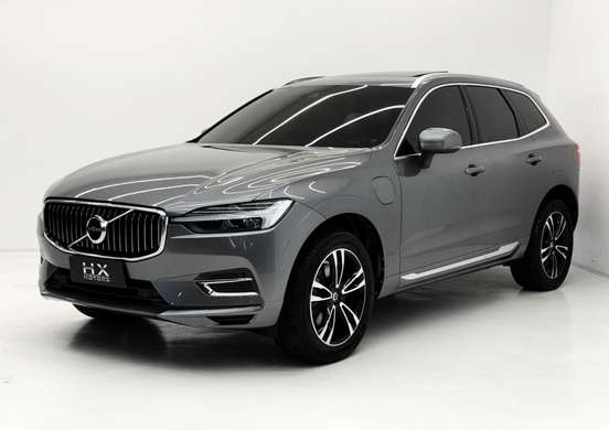 VOLVO-XC60-2021